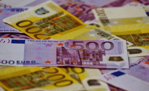 New ‘Access to Cash’ Law Takes Effect This Week